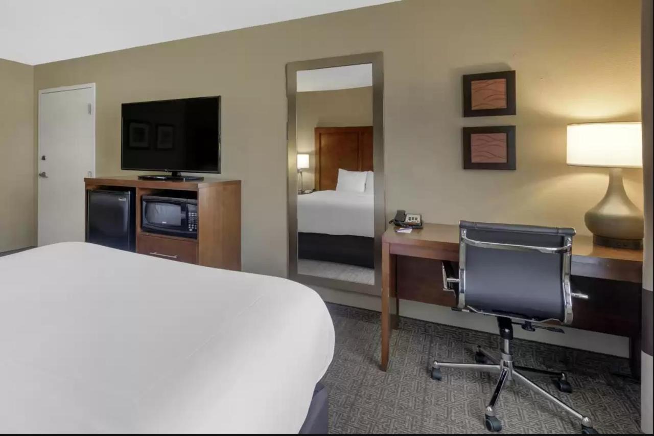 Comfort Inn & Suites Peachtree Corners Norcross Exterior foto